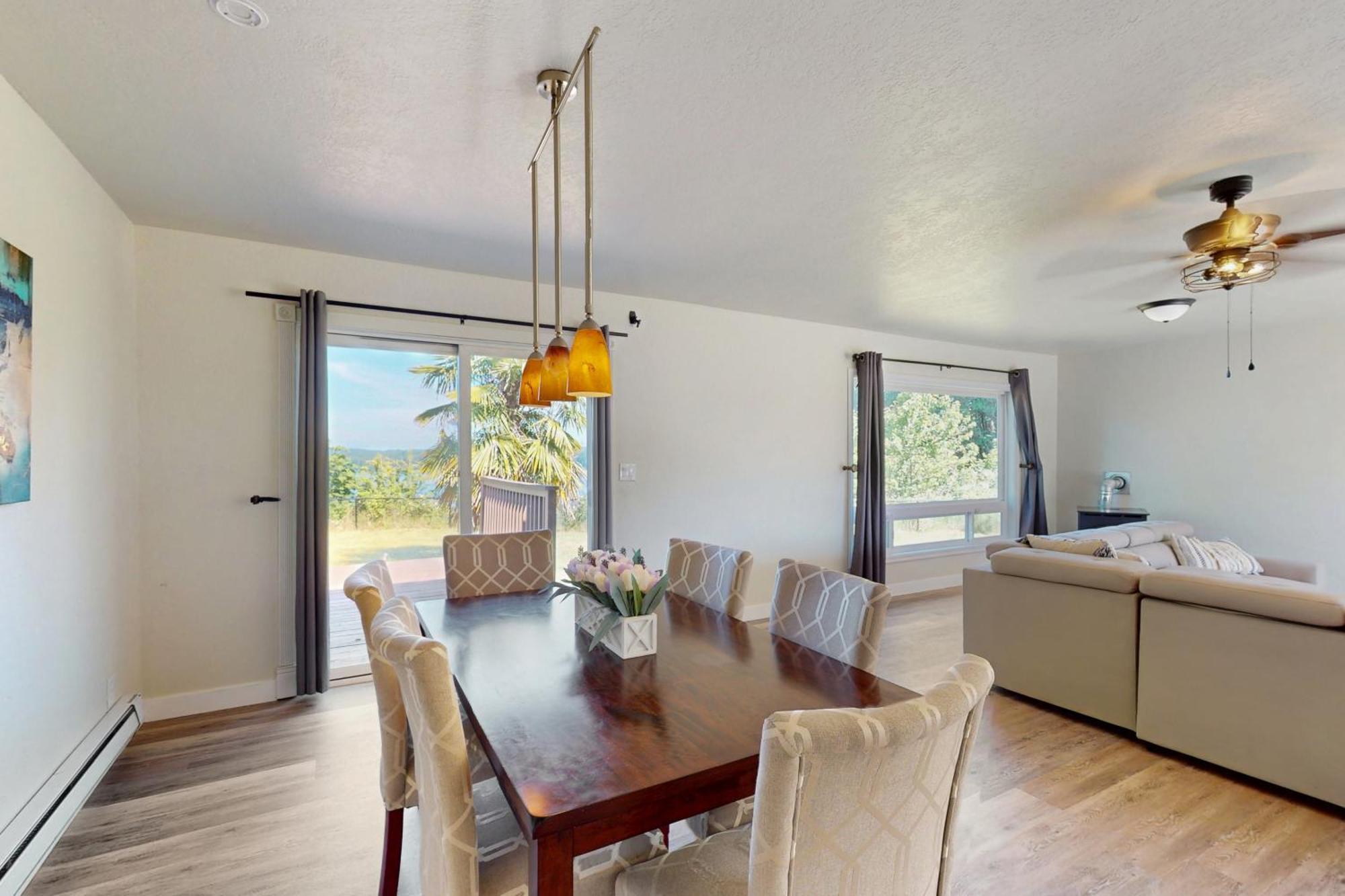 Keyport Abode * Poulsbo